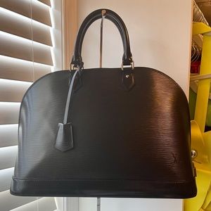 Authentic Louis Vuitton Alma Epi Leather GM